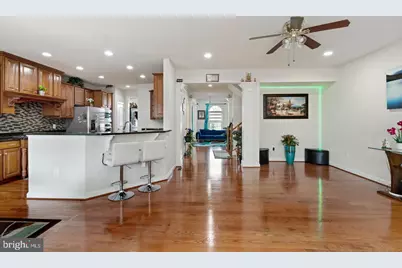 25072 Becerra Terrace, Chantilly, VA 20152 - Photo 16