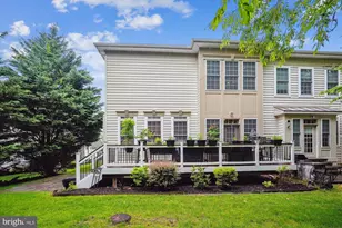 47666 Paulsen Square, Potomac Falls, VA 20165 - Photo 2