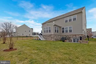 42206 Bunker Woods Pl, Brambleton, VA 20148 - Photo 4