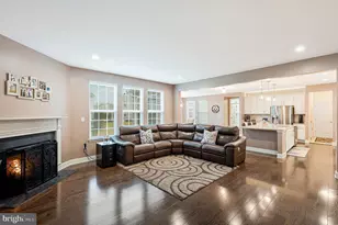42206 Bunker Woods Pl, Brambleton, VA 20148 - Photo 14