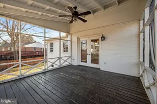 641 W Country Club Dr, Purcellville, VA 20132 - Photo 48