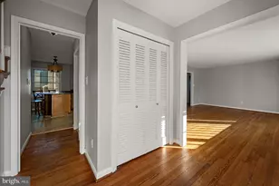 641 W Country Club Dr, Purcellville, VA 20132 - Photo 6