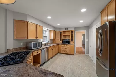 641 W Country Club Drive, Purcellville, VA 20132 - Photo 12