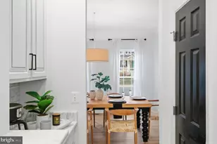 43038 Tippman Pl, Chantilly, VA 20152 - Photo 14