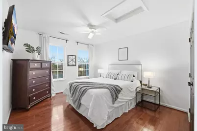 43038 Tippman Place, Chantilly, VA 20152 - Photo 32