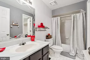 47660 Pennrun Way, Sterling, VA 20165 - Photo 10