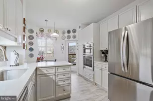 19350 Magnolia Square, Leesburg, VA 20176 - Photo 8