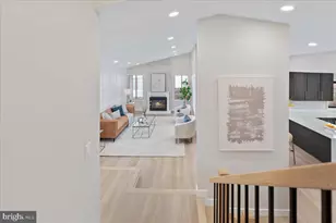 123 Hillsdale Dr, Sterling, VA 20164 - Photo 16