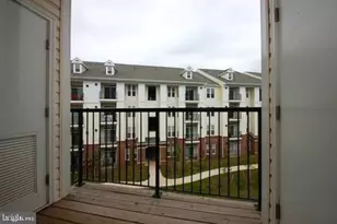 21222 McFadden Square, Sterling, VA 20165 - Photo 10