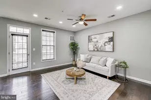 23516 Hopewell Manor Terrace, Ashburn, VA 20148 - Photo 10