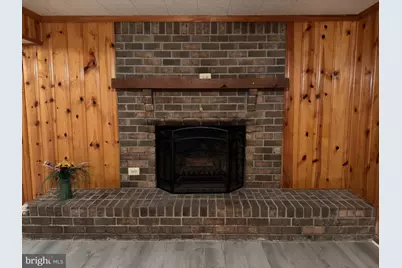 905 W Poplar Road, Sterling, VA 20164 - Photo 46