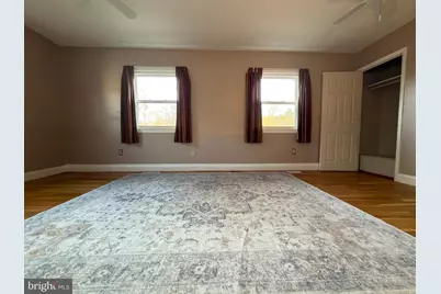 905 W Poplar Road, Sterling, VA 20164 - Photo 26