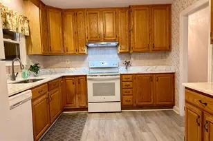 905 W Poplar Rd, Sterling, VA 20164 - Photo 14