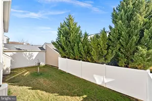 43347 Fullerton St, Ashburn, VA 20147 - Photo 6