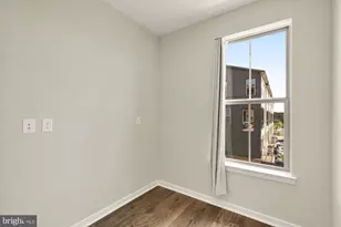 45950 Raven Ter, Sterling, VA 20165 - Photo 12