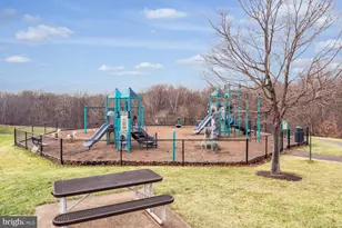 20908 Butterwood Falls Terrace, Sterling, VA 20165 - Photo 36