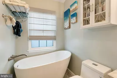 20908 Butterwood Falls Terrace, Sterling, VA 20165 - Photo 18