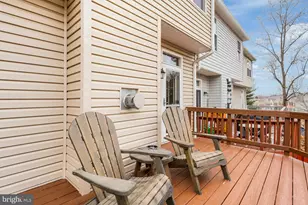 20908 Butterwood Falls Terrace, Sterling, VA 20165 - Photo 32