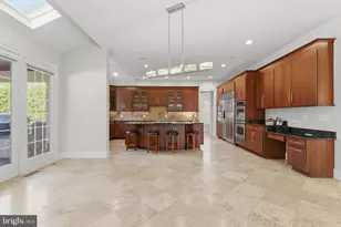43589 Edison Club Ct, Ashburn, VA 20147 - Photo 22