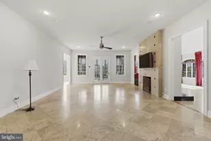 43589 Edison Club Ct, Ashburn, VA 20147 - Photo 16