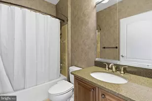 43589 Edison Club Ct, Ashburn, VA 20147 - Photo 102