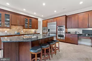 43589 Edison Club Ct, Ashburn, VA 20147 - Photo 44