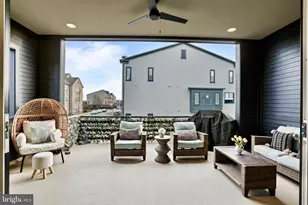 20305 Savin Hill Dr, Ashburn, VA 20147 - Photo 16