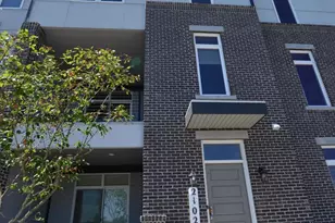 21027 Ashburn Heights Dr, Ashburn, VA 20148 - Photo 2