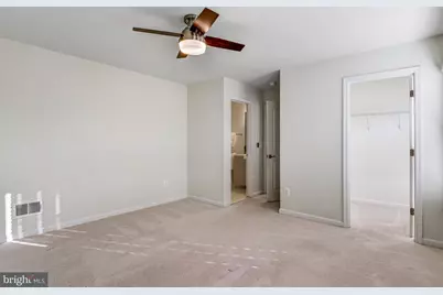 42506 Oxford Forest Circle, Chantilly, VA 20152 - Photo 32