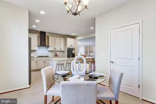 42506 Oxford Forest Cir, Chantilly, VA 20152 - Photo 24