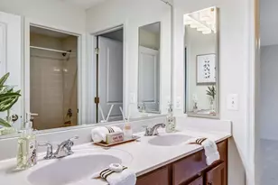 42506 Oxford Forest Cir, Chantilly, VA 20152 - Photo 42