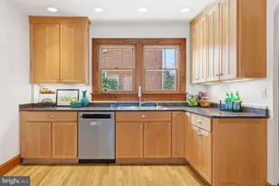 126 S 29th St, Purcellville, VA 20132 - Photo 14