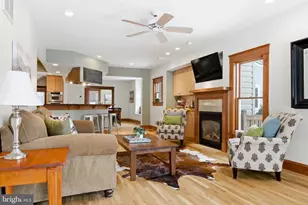 126 S 29th St, Purcellville, VA 20132 - Photo 22