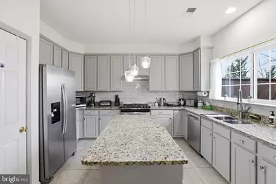 18525 Sierra Springs Square, Leesburg, VA 20176 - Photo 12