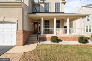 20913 Solomons Ct, Sterling, VA 20165 - Photo 4