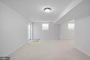 20913 Solomons Ct, Sterling, VA 20165 - Photo 34