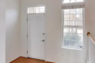 42759 Locklear, Chantilly, VA 20152 - Photo 2