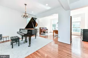 46342 Summerhill Pl, Sterling, VA 20165 - Photo 4