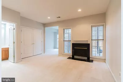 21927 Windy Oaks Square, Broadlands, VA 20148 - Photo 8