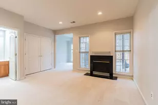 21927 Windy Oaks Square, Broadlands, VA 20148 - Photo 8