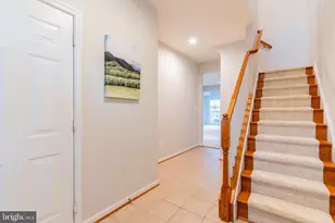 21927 Windy Oaks Square, Broadlands, VA 20148 - Photo 4