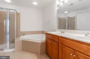 21927 Windy Oaks Square, Broadlands, VA 20148 - Photo 38