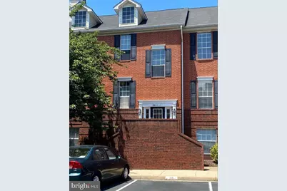 660 Gateway Drive SE #111, Leesburg, VA 20175 - Photo 1