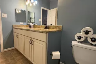 660 Gateway Dr SE, Leesburg, VA 20175 - Photo 20