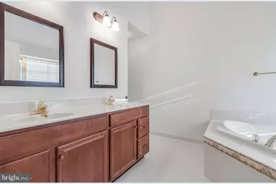 43227 Baltusrol Terrace, Ashburn, VA 20147 - Photo 16