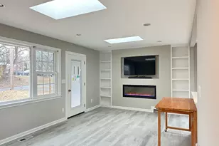 110 N Madison St, Middleburg, VA 20117 - Photo 2