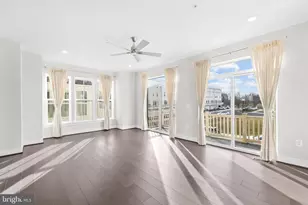 23158 Horseshoe Trl Sq, Ashburn, VA 20148 - Photo 10