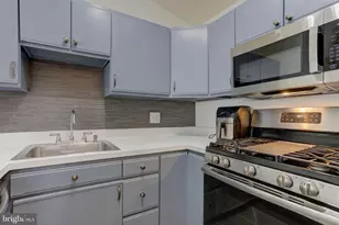 645 Constellation Square SE, Leesburg, VA 20175 - Photo 8