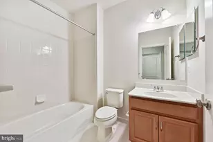 42938 Courtland Chase Square, Ashburn, VA 20148 - Photo 24