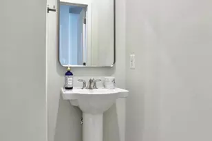 43330 Farringdon Sq, Broadlands, VA 20148 - Photo 12